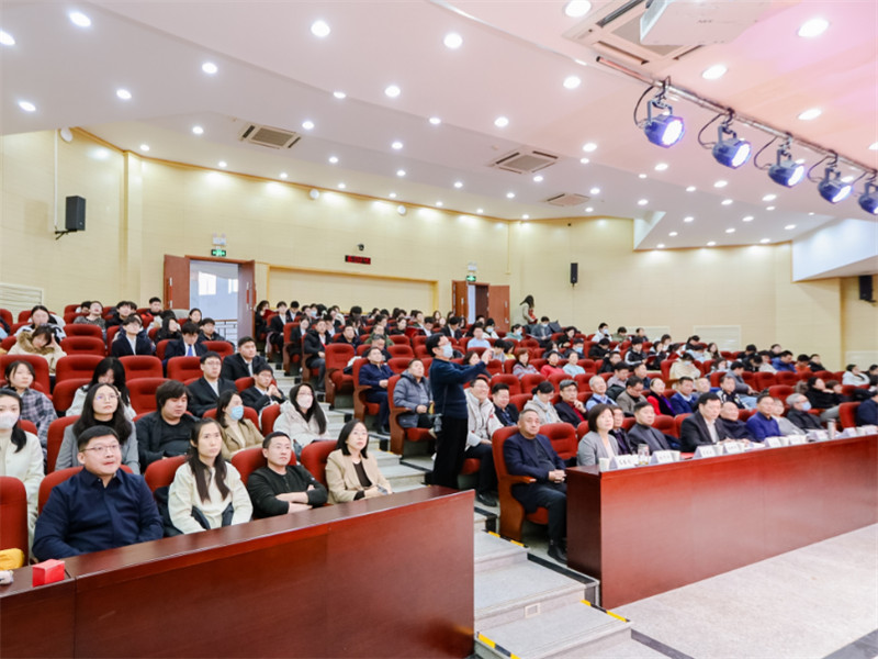 愛心匯聚 北林大首次舉行社會類獎教、獎助學金頒發(fā)儀式